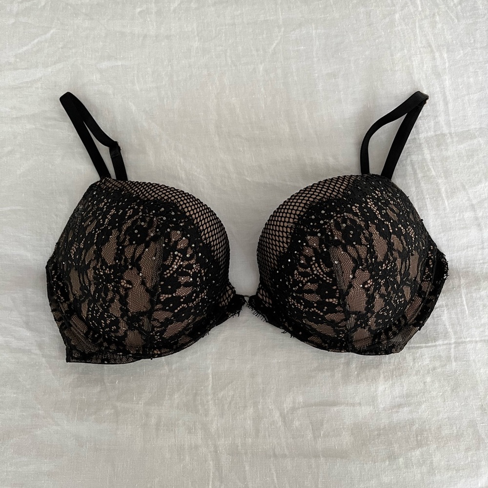 Victoria’s Secret Very Sexy Push Up black lace, 32DD